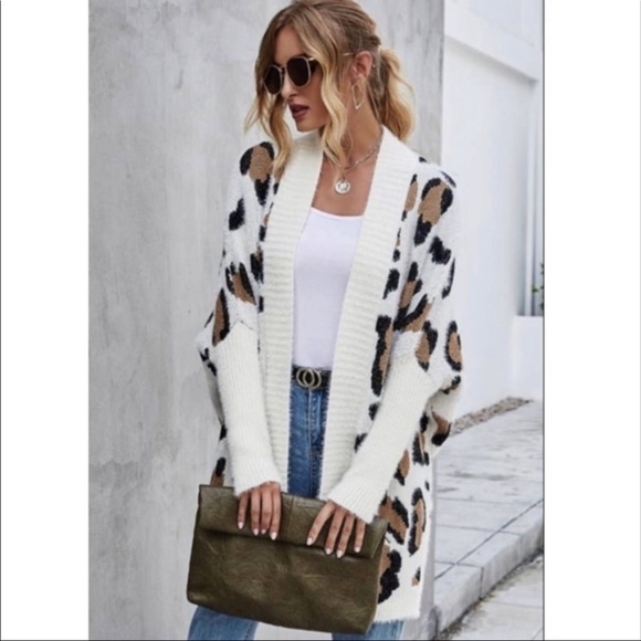 Leopard Print Open Front Cardigan Dolman Sleeves and Relaxed Bodice - Picture 5 of 8